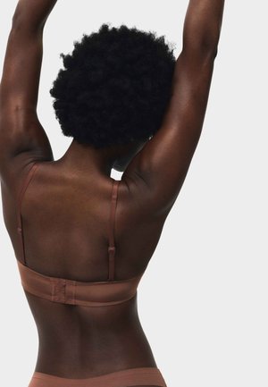 Marks & Spencer, BODY INVISIBLES WIRED STRAPLESS BRA (A-E) - Reggiseno con spalline regolabili - jasper