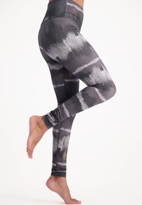 Urban Goddess Satya Yoga - Trikoot - chaco