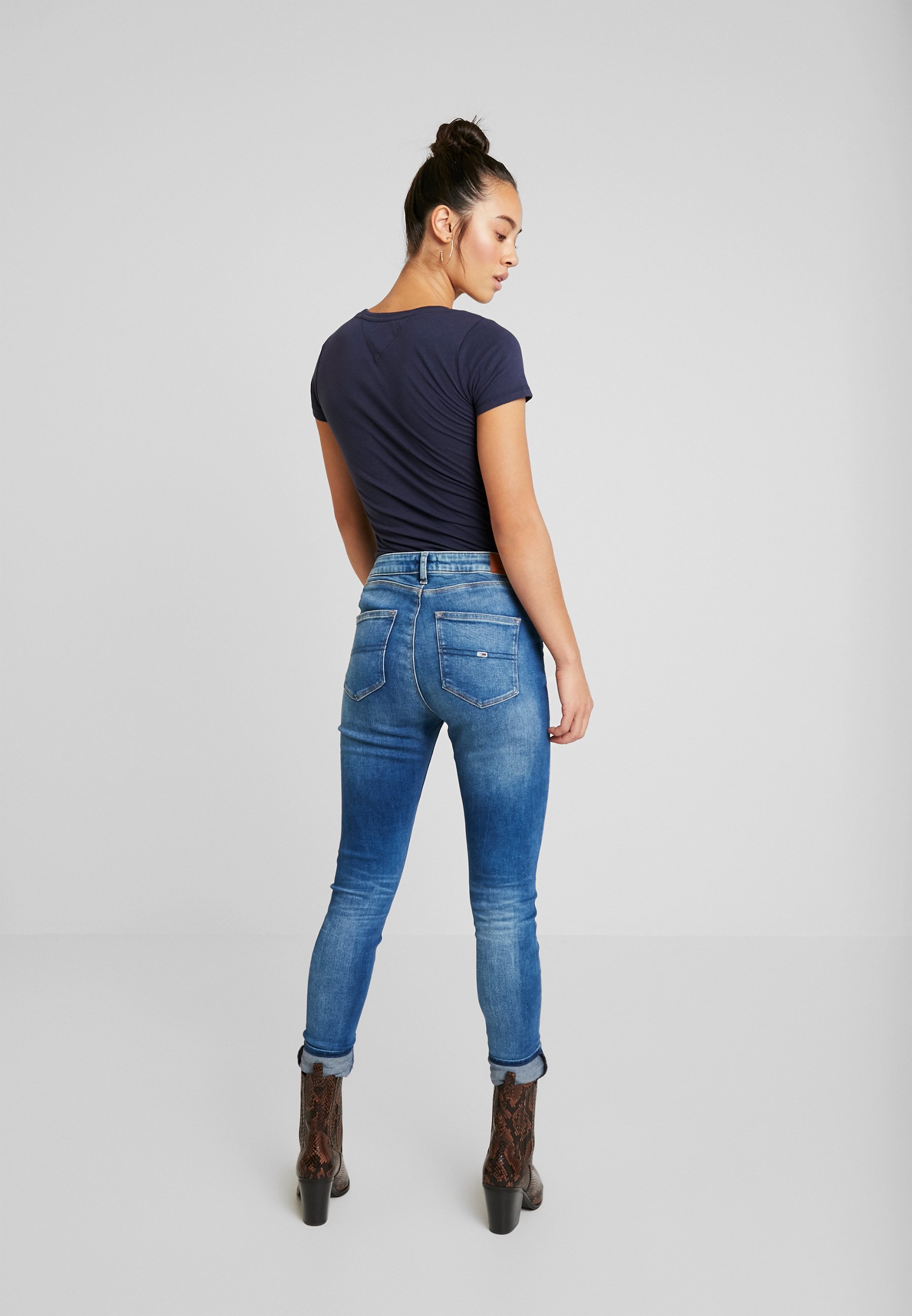 Tommy Jeans TJ 2008 HIGH RISE SUPER SKNY MNM - Jeans Skinny Fit - maine mid  bl str/blue denim - Zalando.ie