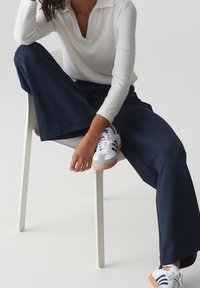 OPUS Pantalon classique - dark blue