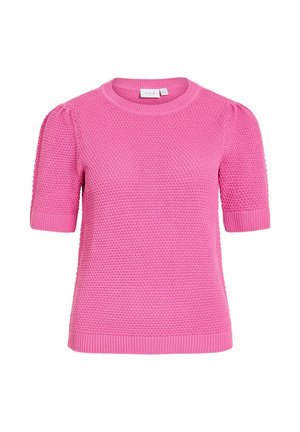 Różowy sweter z krótkim rękawem, wykonany z teksturowanego dzianego materiału, z okrągłym dekoltem oraz ściągaczami na rękawach i na dole, prezentowany na białym tle.