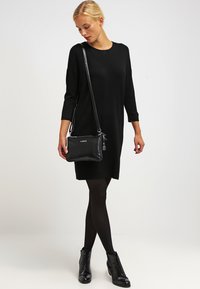Robe Femme VERO MODA Vmglory Vipe Aura - Coupe Noos, Manches 3/4, Ample Et Décontractée