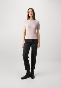 Tommy Hilfiger CABLE FINE - Svetrík - delicate pink