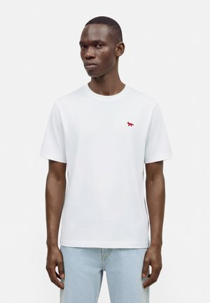 Maison Kitsuné, RED PROFILE FOX COMFORT - Обикновена тениска - white