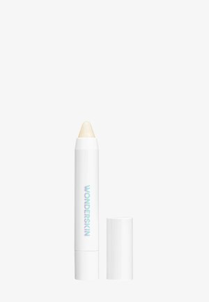 Wonderskin BLADING 3-IN-1 LIP SCRUB - Balsam do ust