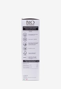 BiO Phytorelax Laboratories ekologiska kosmetikbox; vit med svart text, certifieringar och ekomärkningar på sidan; kartongmaterial.