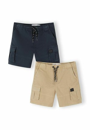 Dwie pary szortów cargo, jedna granatowa, druga beżowa, każda z paskiem ściągającym w talii i wieloma kieszeniami.