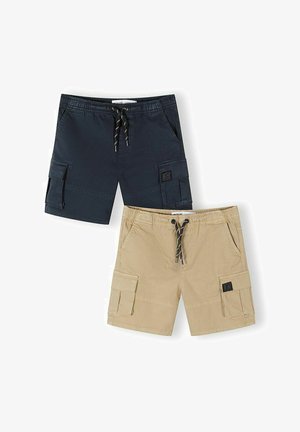 Deux paires de shorts cargo, une bleu marine et une beige, chacune avec une taille à cordon de serrage et plusieurs poches.