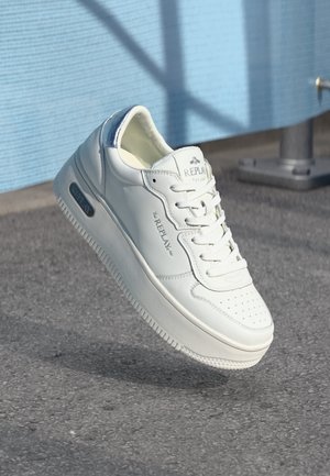 EPIC HIGH TOTAL 3 - Trainers - white
