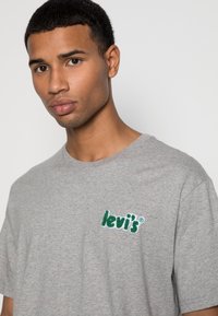 Levi's® RELAXED FIT - T-shirt print - poster