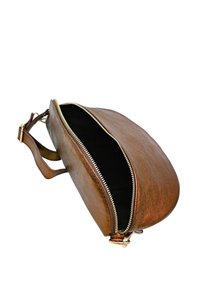 THEWAN. DEMI LUNE LARGE  - Sac banane - camel irise