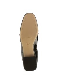 Semelle de chaussure en cuir verni noir avec un talon bloc modéré. Présente une texture lisse, un design à bout arrondi et un logo de marque embossé.