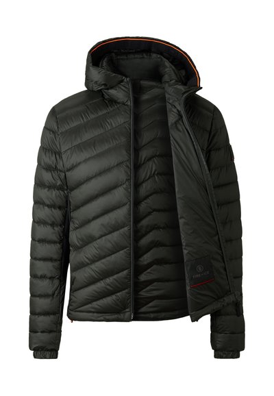 Gepolsterte schwarze Jacke mit Reißverschluss vorne, Kapuze und Zickzack-Steppung. Das Innere hat einen orangefarbenen Akzent und ein Markenlabel.