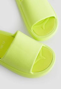 Next CHUNKY - Badesandaler - lime green