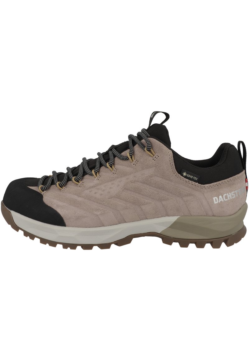 Vaaleanbeige vaelluskengät, joissa on musta kuminen varvaskuppi, teksturoitu mokkanahka yläosa, tukeva kieli ja kuvioitu nauhajärjestelmä. Varustettu Gore-Tex-logolla.