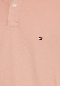 Tommy Hilfiger REGULAR - Poloshirt - lobster