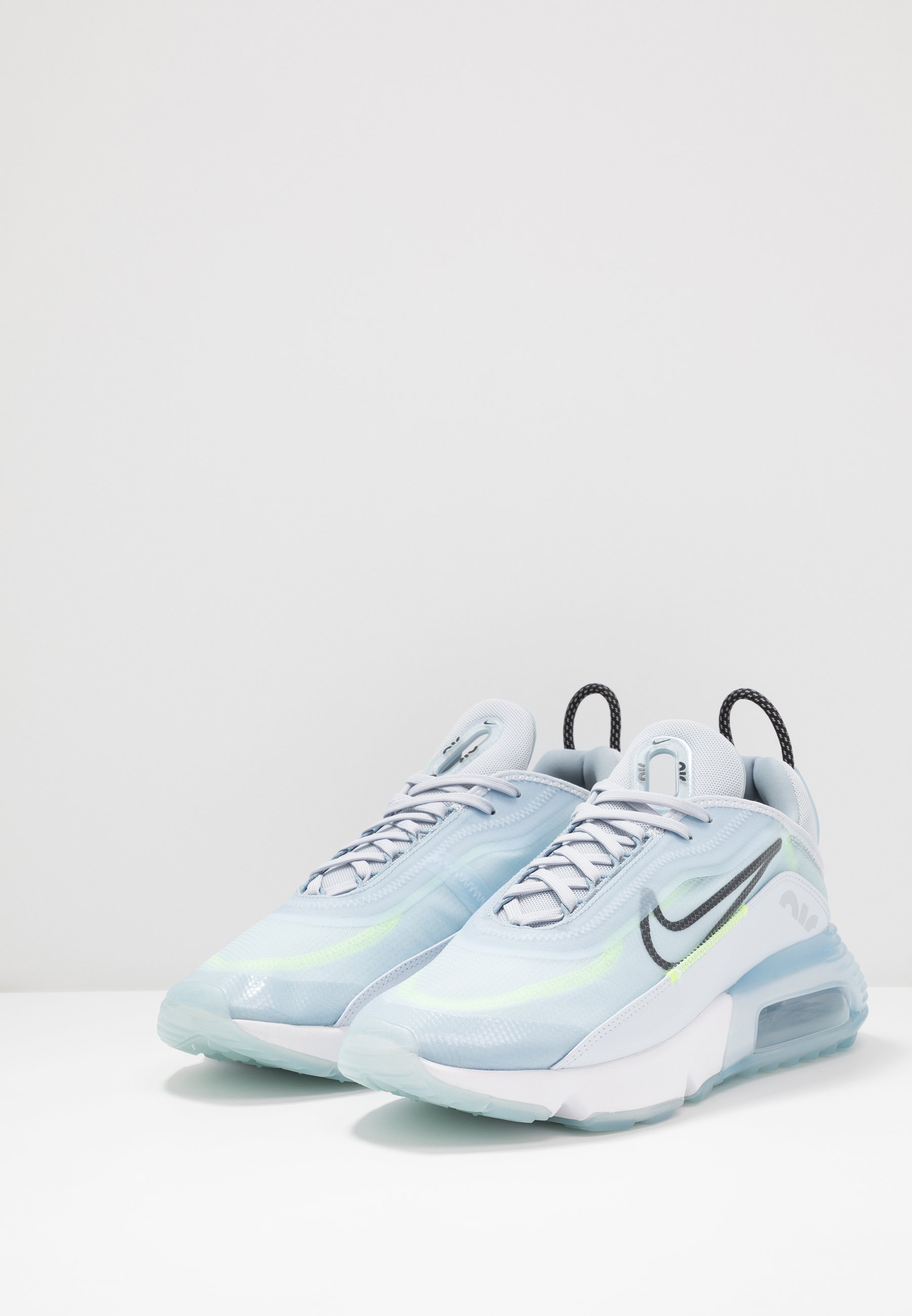 Nike Sportswear AIR MAX 2090 Joggesko ice blueblack Nike Sportswear AIR MAX 2090 Joggesko ice blueblack