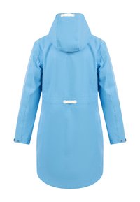 Abrigo largo impermeable de color azul claro con capucha, cinta ajustable en la cintura y puños con botones a presión, mostrado desde la parte posterior sobre un fondo blanco.