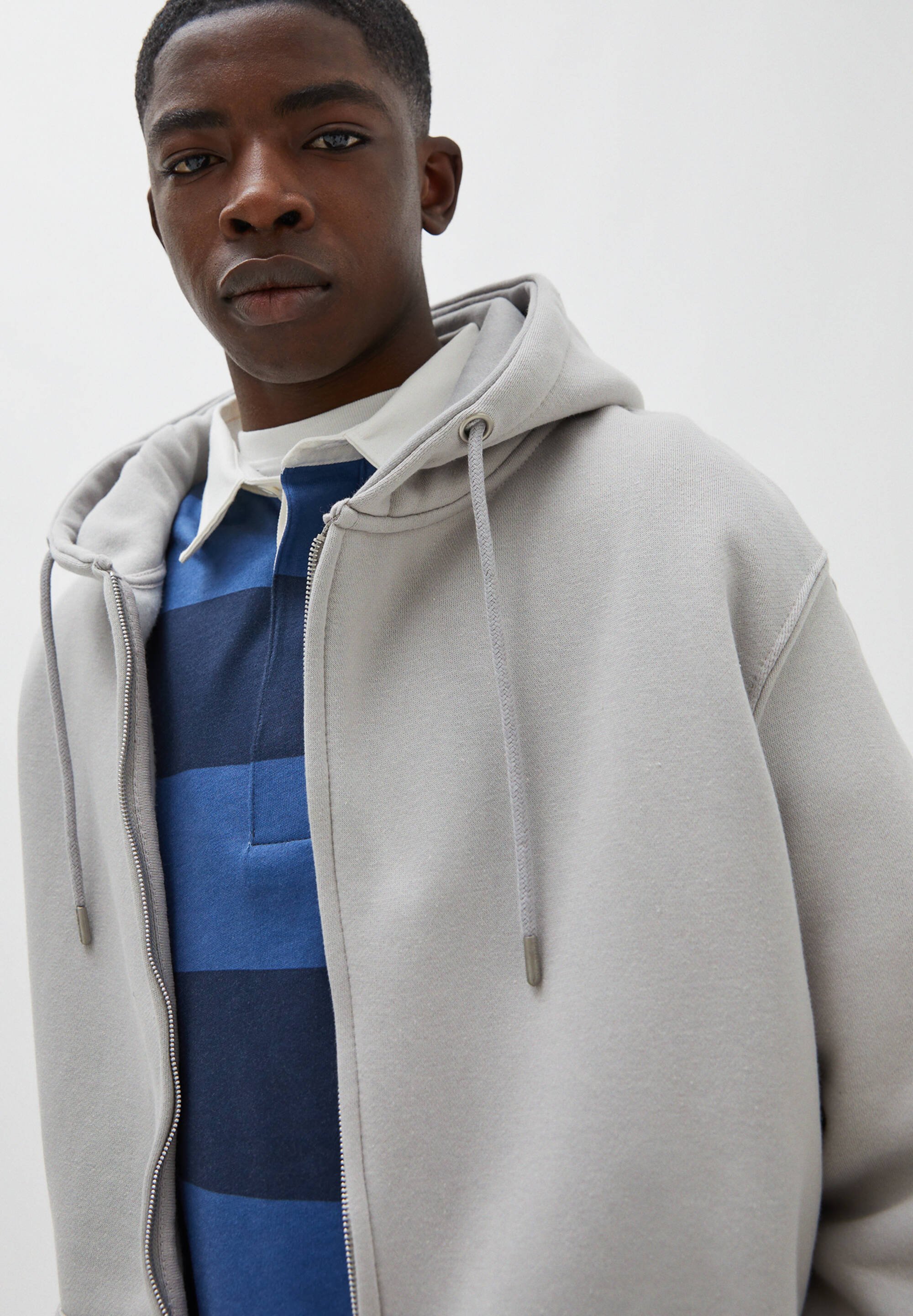pull and bear basic hoodie