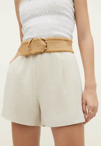 Stradivarius WITH TOPSTITCHING  - Cintura intrecciata - mottled beige