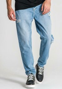 Gianni Kavanagh Jeans relaxed fit - light blue