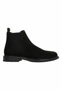 Zwarte suède Chelsea-boots met elastische zijpanelen en een trekstrip. Voorzien van een platte, zwarte zool en een gestroomlijnd ontwerp voor een klassieke uitstraling.