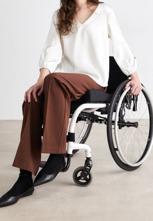 Blouse - white