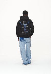 Pegador CARDINAL OVERSIZED - Tröja med dragkedja - washed black