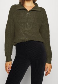 Noisy May Sweter