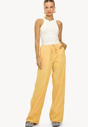 BLOOMED WITH LOVE - Pantalon classique - stripes   pink light