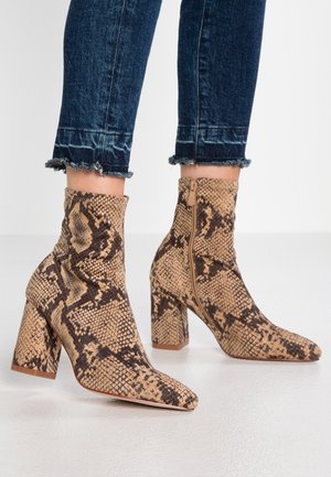 Botines de tacón - beige