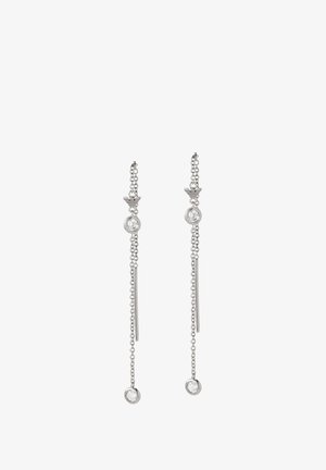 Pendientes colgantes de plata con un diseño de cadena, adornados con gemas transparentes en forma circular y acentos metálicos rectos, que exhiben una estética moderna y elegante.