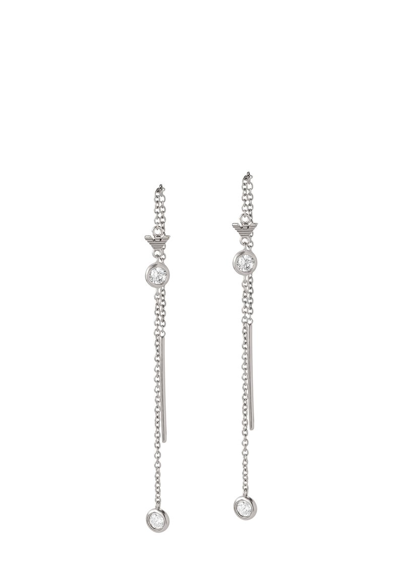 Pendientes colgantes de plata con un diseño de cadena, adornados con gemas transparentes en forma circular y acentos metálicos rectos, que exhiben una estética moderna y elegante.