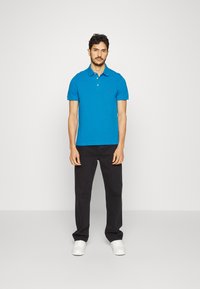 Tommy Hilfiger SLIM - Polokošeľa - shocking blue