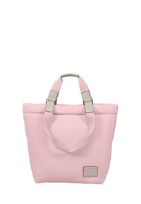 Borsa a spalla trapuntata rosa con manici e hardware grigi, dalla forma rettangolare e con una patch del logo sulla parte frontale. Tessuto morbido.