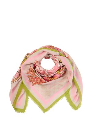 Vierkante zijden sjaal met roze, groene en beige bloemenpatronen, gevouwen tot een losse cirkelvorm met franjes aan de randen.