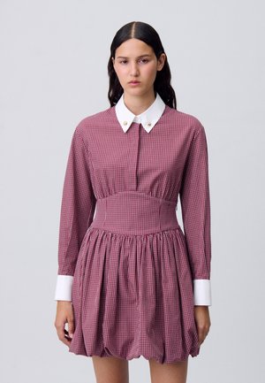 ROMEA - Abito a camicia - print bordeaux