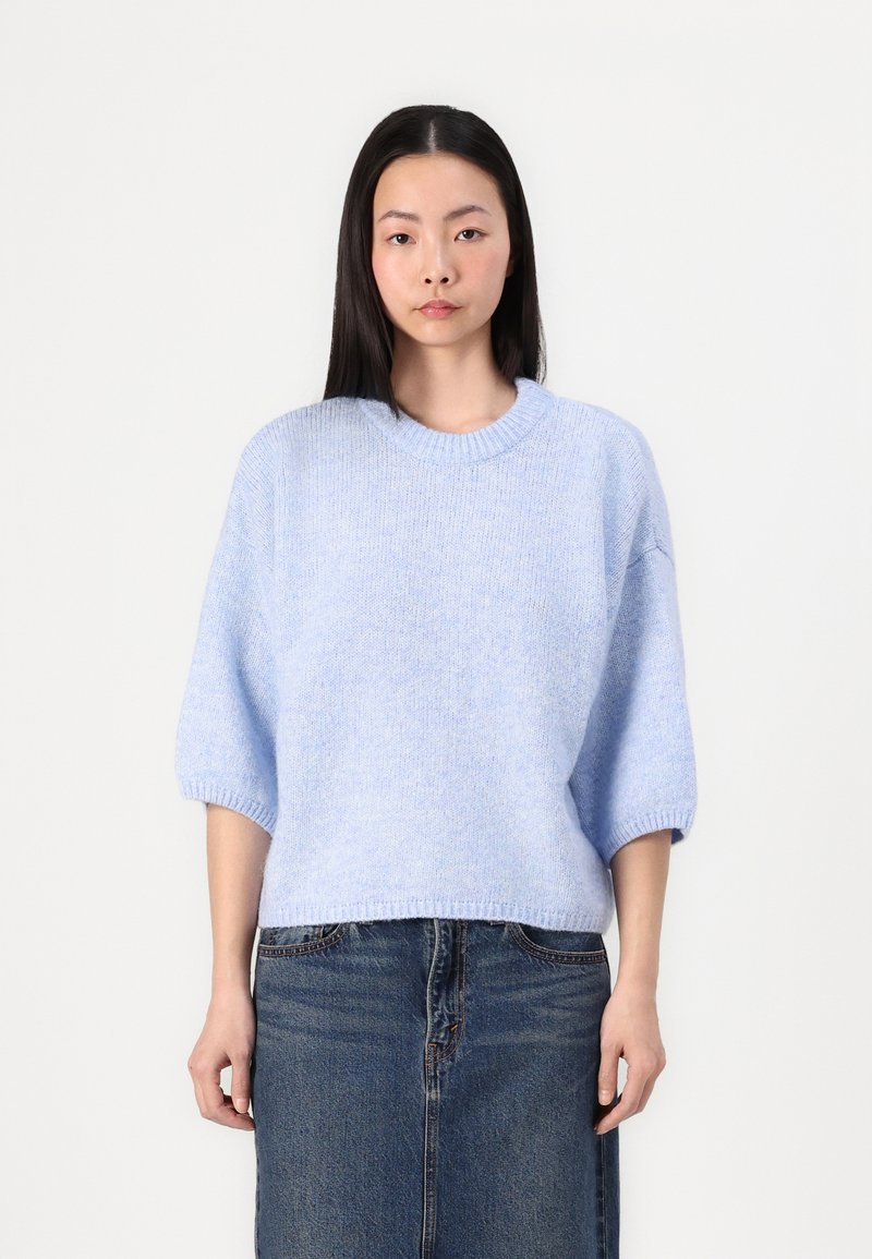 Gina Tricot - SHORT SLEEVE - Strikkegenser - blue, Forstørre