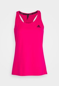 Pink tanktop lavet af åndbart materiale, med rund halsudskæring, racerback-design og en lille sort logo på brystet.