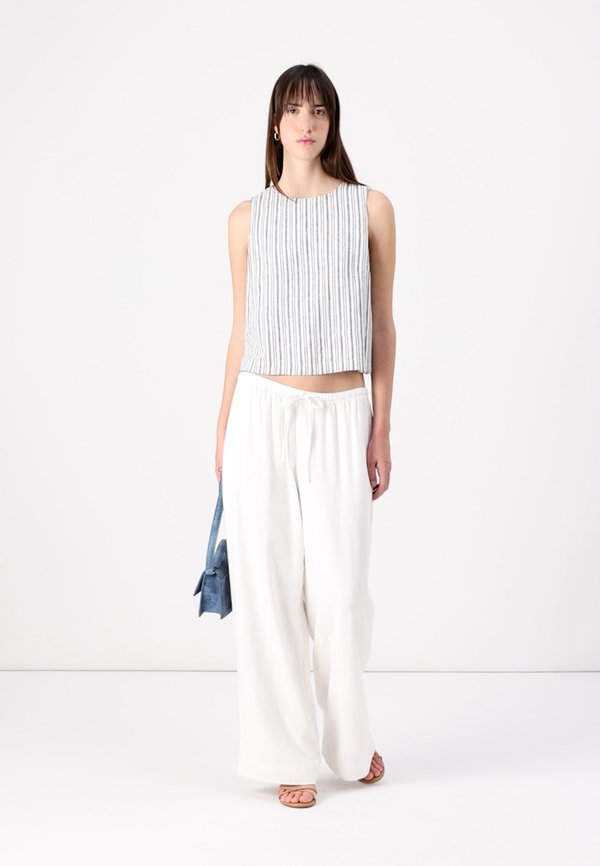 WIDE LEG BLEND PULL ON - Trousers3