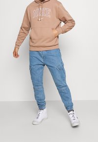 Karl Kani Vaqueros tapered - blue