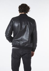 Bolongaro Trevor MA1 BOMBER - Bomberjacke - schwarz