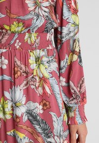 edc by Esprit Robe de jour - light pink