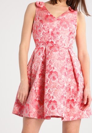 Robe de jour - coral