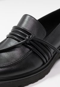 KIOMI Półbuty wsuwane