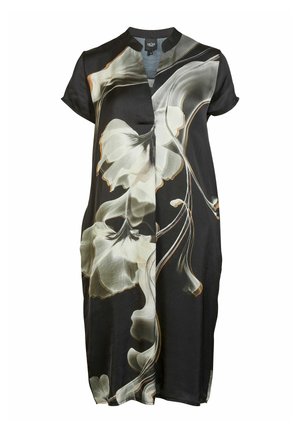 Vestido negro fluido con un patrón floral en blanco y beige, caracterizado por mangas cortas y cuello mandarín. Tejido suave y ligero.