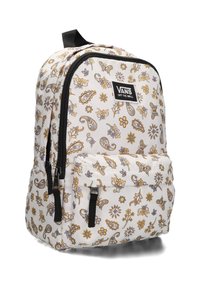 Vans rugzak met een witte stof met meerkleurige bloemen- en paisleyontwerpen. Het heeft een voorvak en zwarte ritssluitingen.
