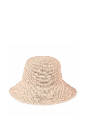 Lys beige, vævet solhat med en mellemstor bred skygge og en lille metallisk logoaccent på siden.