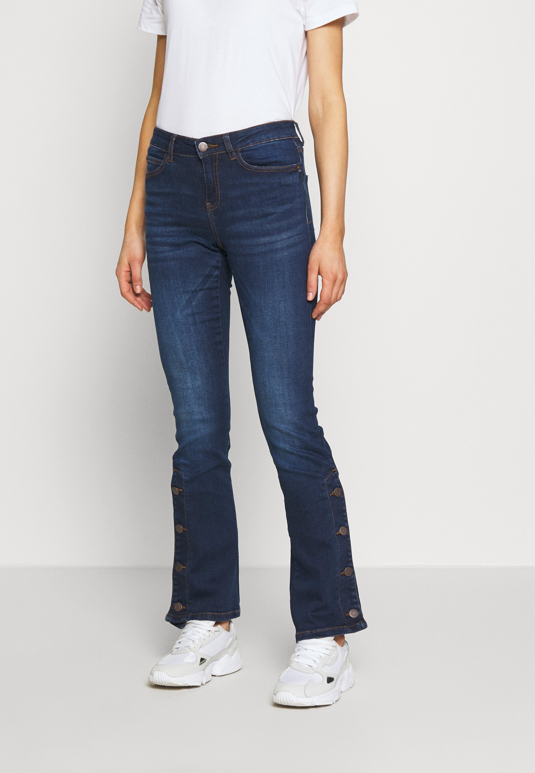 noisy may flared jeans