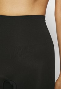 Lindex GIRDLE BIKER SEAMLESS - Legíny - punčochy  - black